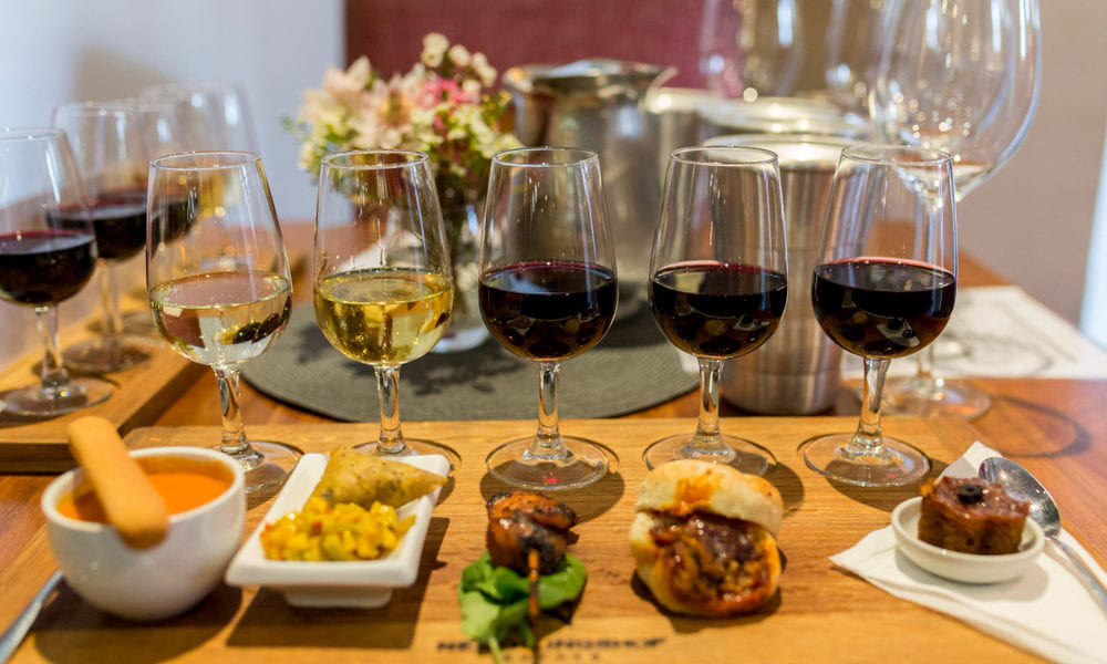 The Art of Pairing Food and Wine